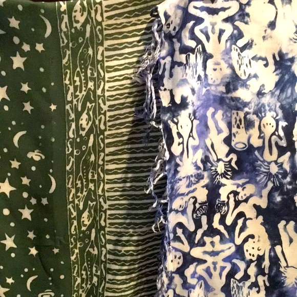 🌸 5/$35. 2 Indonesian Batik Sarong/Scarf. Tribal Print - Picture 2 of 5